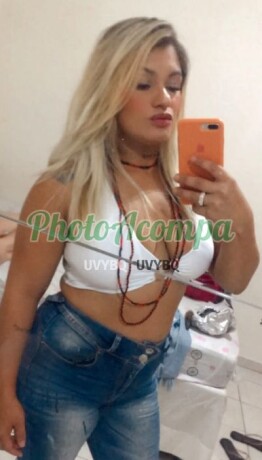 chanel-gatinha-bronzeada-vou-te-satisfazer-com-carinho-big-1