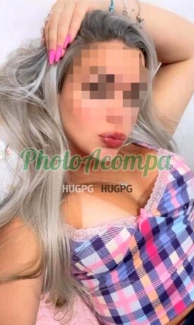 ana-loira-perfeita-estilo-namoradinha-faco-massagem-tambm-big-0