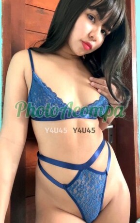 bella-11-959567238-sexo-virtual-ao-vivo-mostro-o-rosto-e-faco-anal-big-0