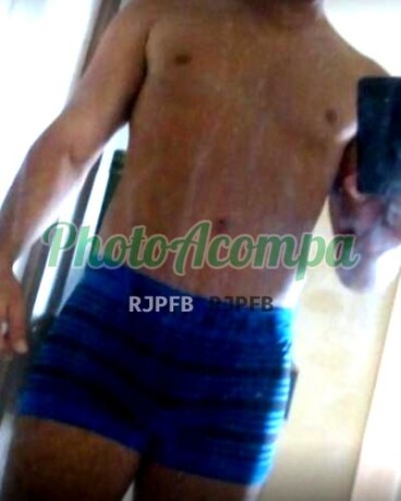 victor-hugo-moreno-atltico-para-um-sexo-bem-feito-com-fetiches-big-1