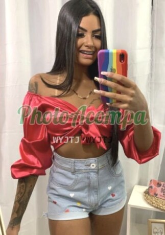 bruna-morena-deliciada-de-curvas-lindas-que-adora-dar-prazer-big-0