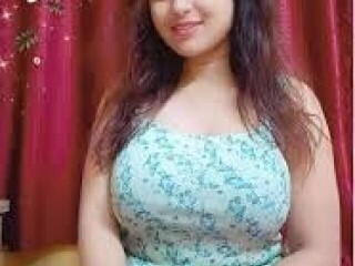 trusted-call-girls-in-goa-vagator-at-goa-russian-escorts